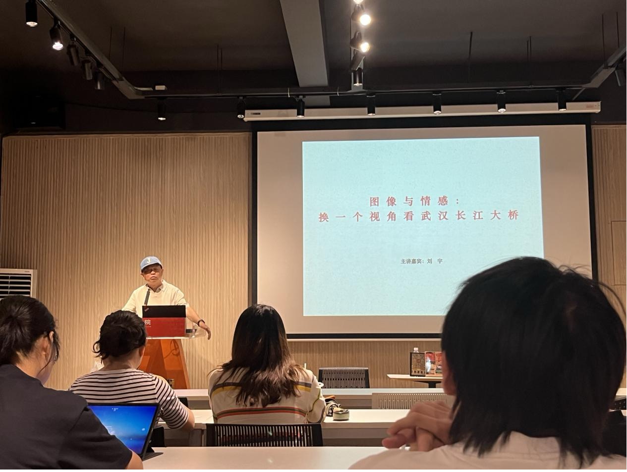 1764148068827092872.jpg 2.jpg